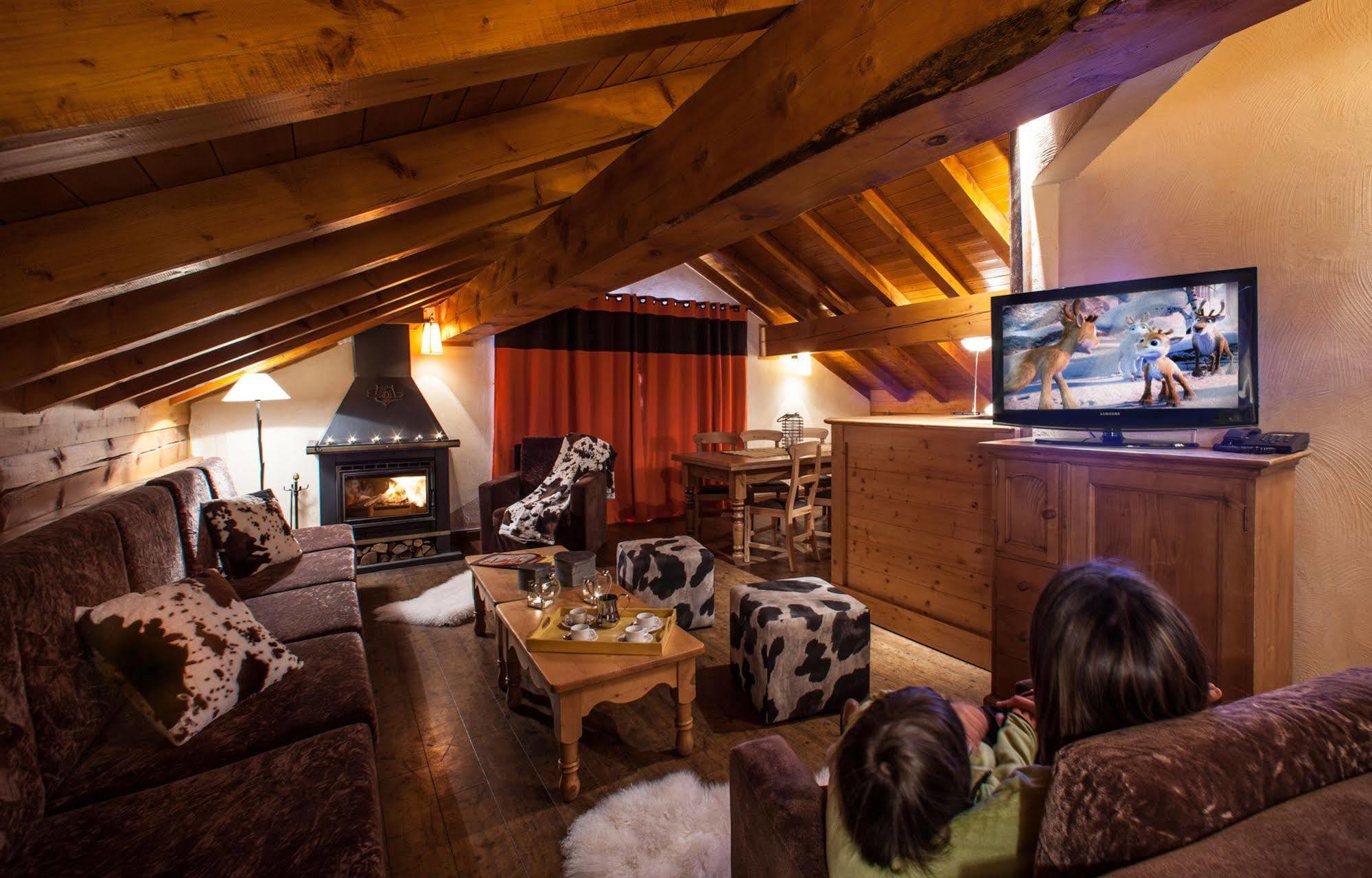 Chalets Montana Planton Tignes Buitenkant foto